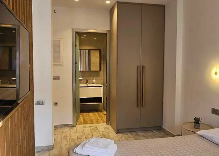 Ionion * Ζάκυνθος Πόλη